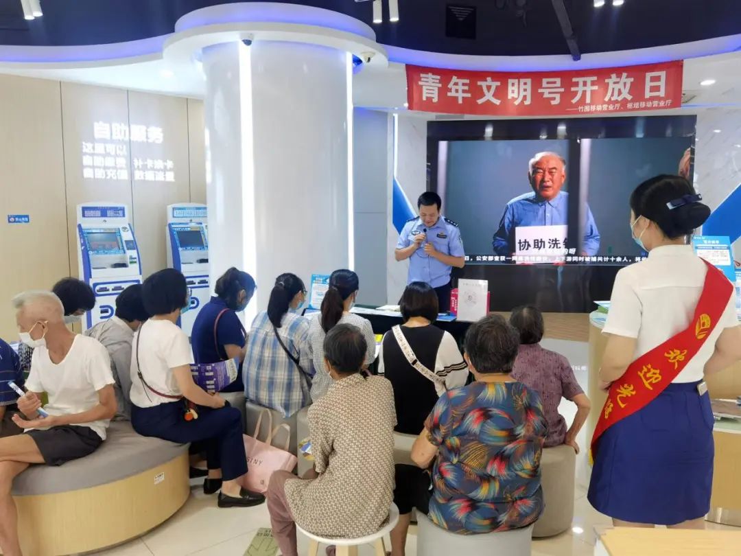 628f431801a89.jpg 2.jpg